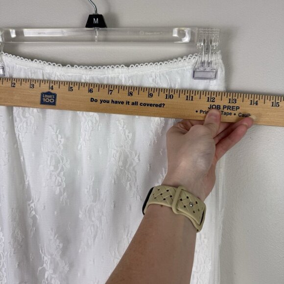All In Favor White Lace Midi Skirt Small Sheer Overlay Lined NWOT Cottagecore - Picture 10 of 11
